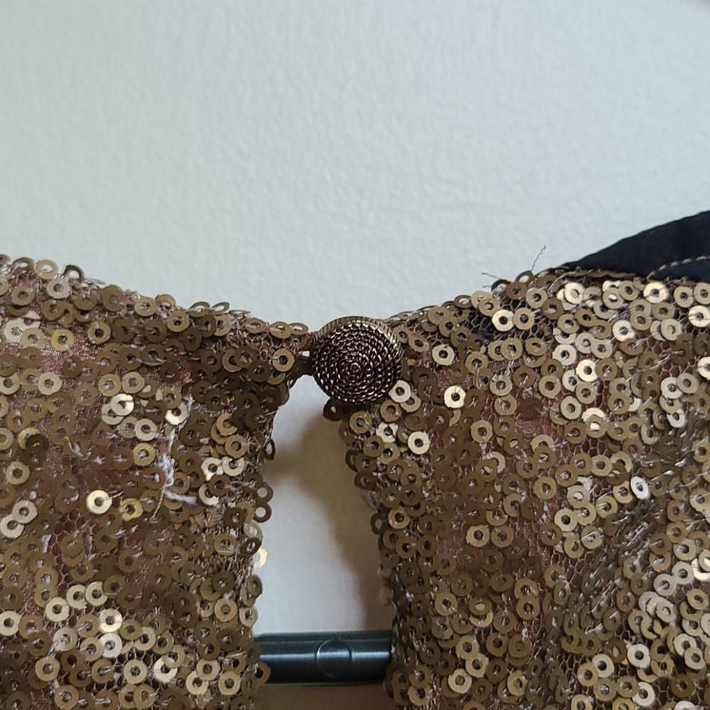 Dress - Picture 4 of 4